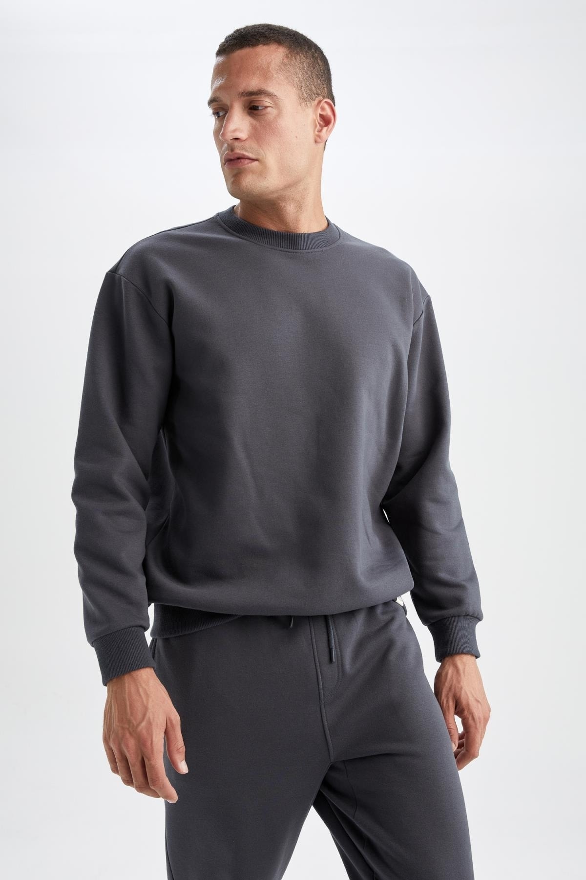 DeFacto Sweatshirt Grau Oversized Fast ausverkauft