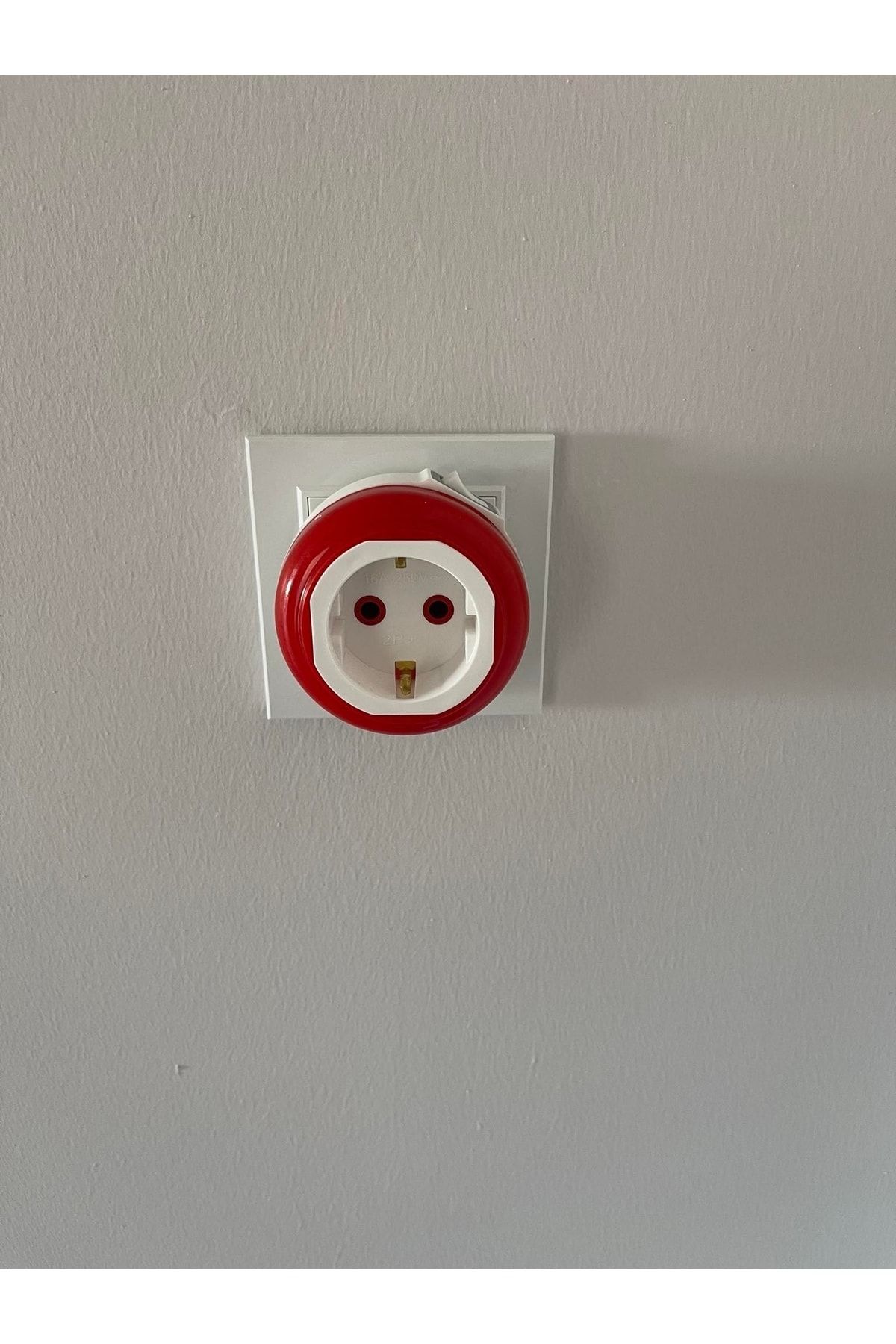 YILTECH-Night Lamp with Plug-in Switch and Socket - Red 6