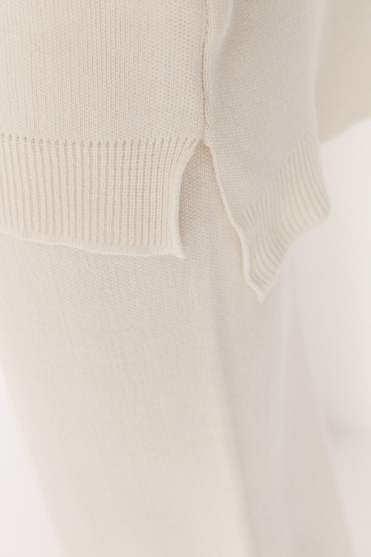 Trendyol Modest-Kamenný polrolák s detailným rozparkom súprava úpletu sveter-nohavice TCTAW23US00086 4