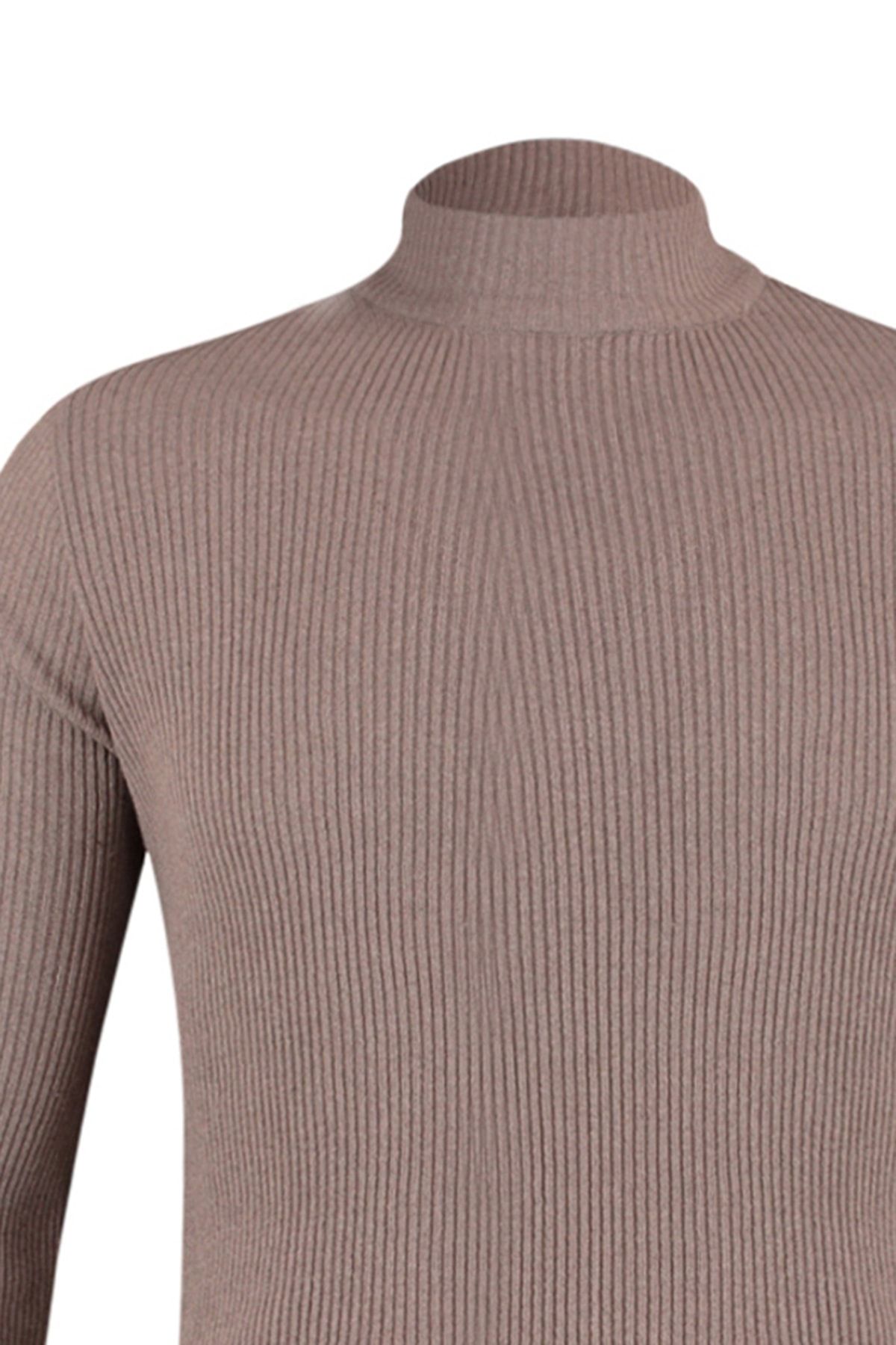 Trendyol Collection-Nerzfarbener, eng anliegender, halb gerollter Strickpullover aus Baumwolle mit Rollkragen TMNAW21KZ0568 7