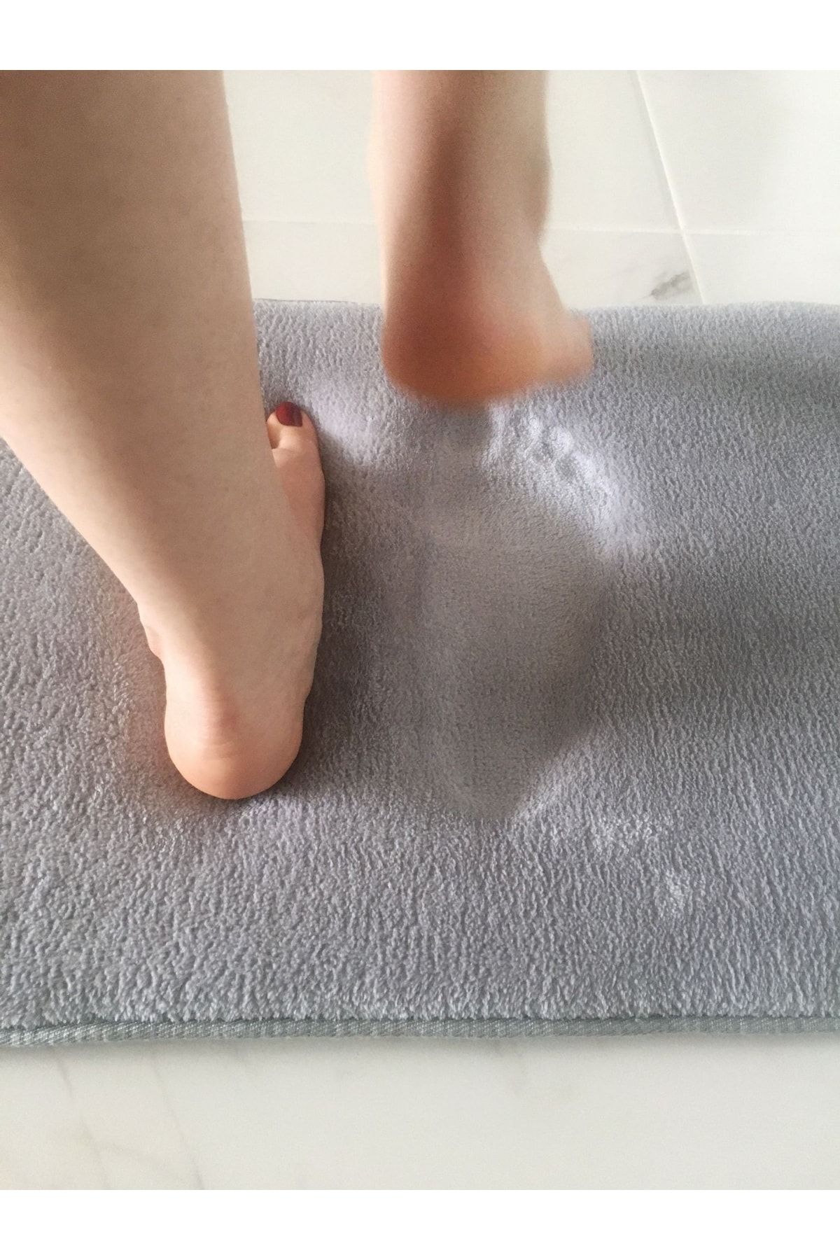 Memory-foam Hafızalı Kaymaz Taban Banyo Paspası 60 Cm X 100 Cm