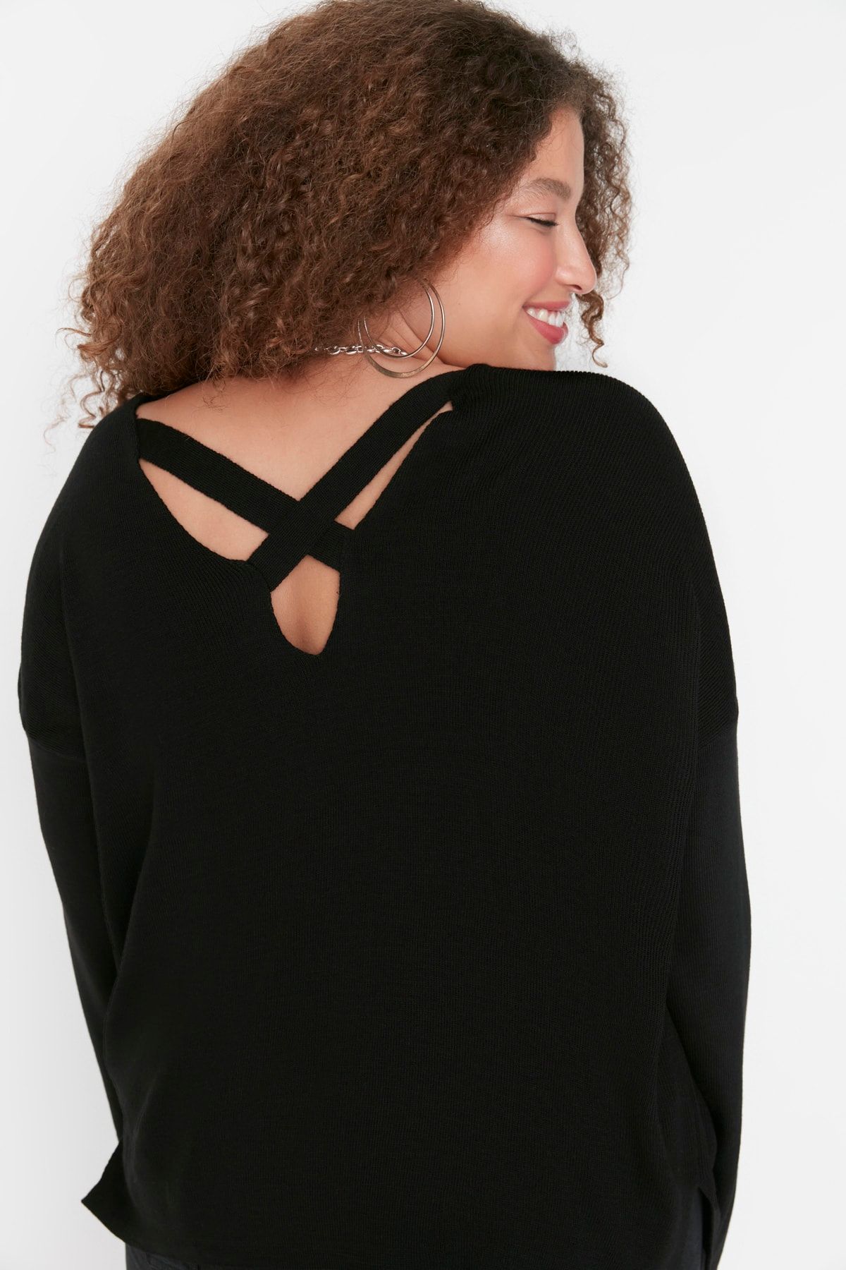Trendyol Curve-Black Knitwear Sweater with Cross Band Detail on the Back 2