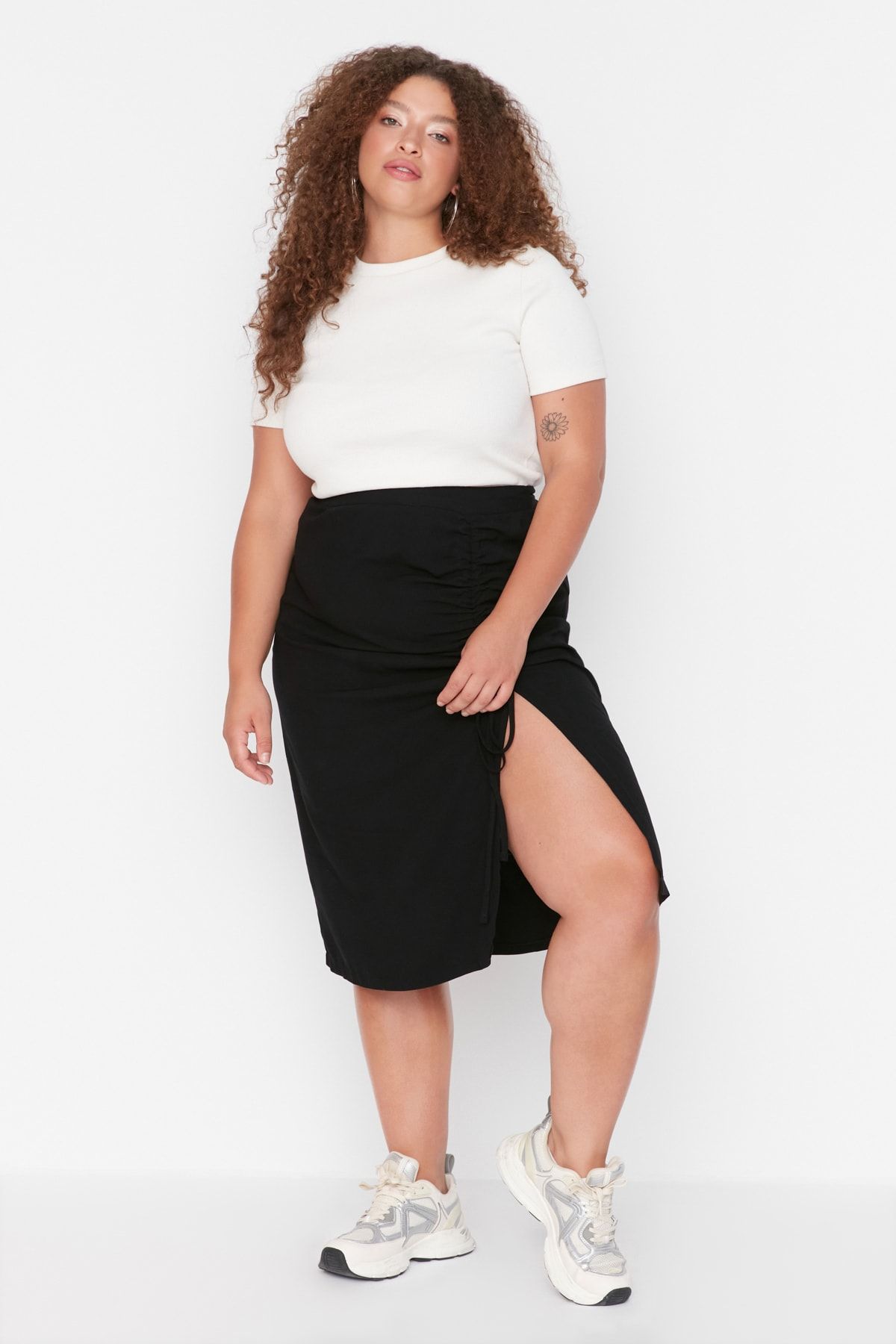 Pencil skirt online on plus size