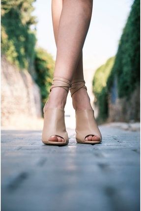 Nude Cilt Ince Topuklu Biyeli Kadın Ayakkabı Tammys 129