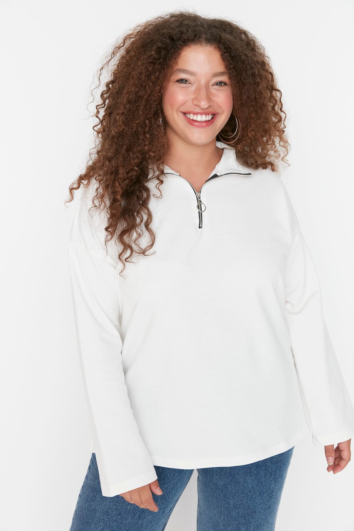 Trendyol Curve-Ecru Zippered High Collar Thin Knitted Sweatshirt Tbbaw23Ao00023 2
