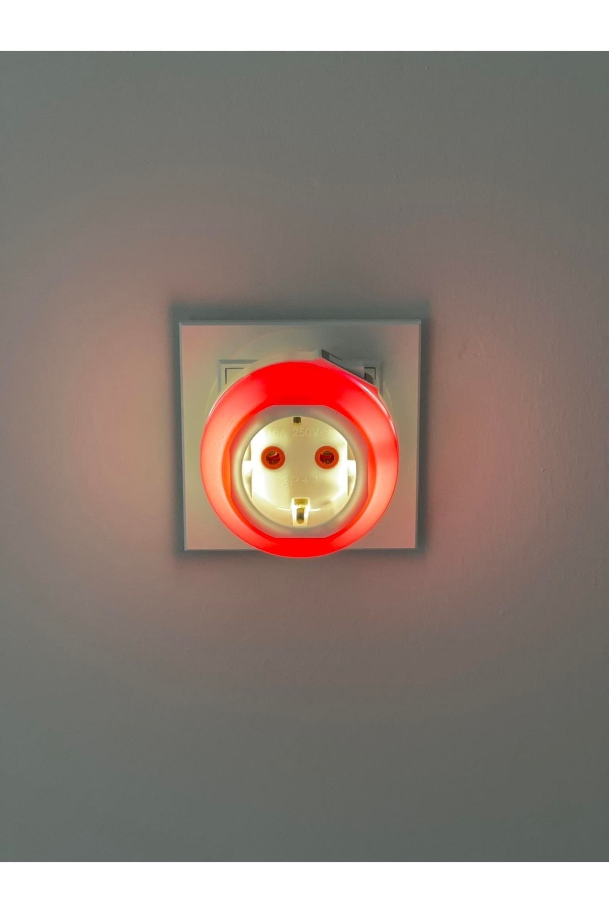 YILTECH-Night Lamp with Plug-in Switch and Socket - Red 1