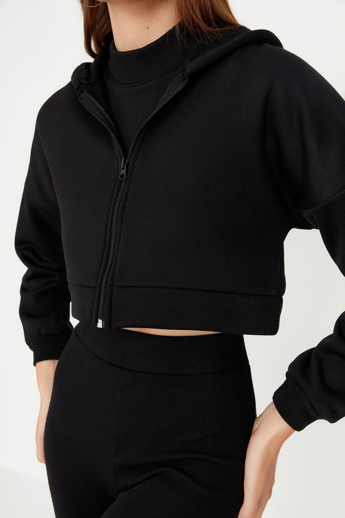 3-dijelni-set-basic-jogger