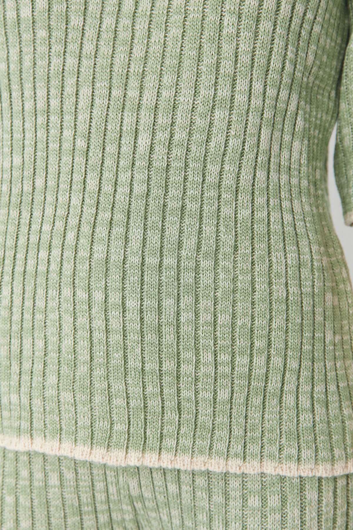 trendyolmilla-gradient-patterned-knitwear-bot