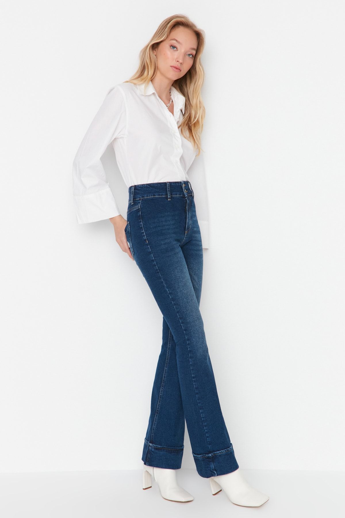 Trendyol Collection Jeans - Blue - Bootcut - Trendyol