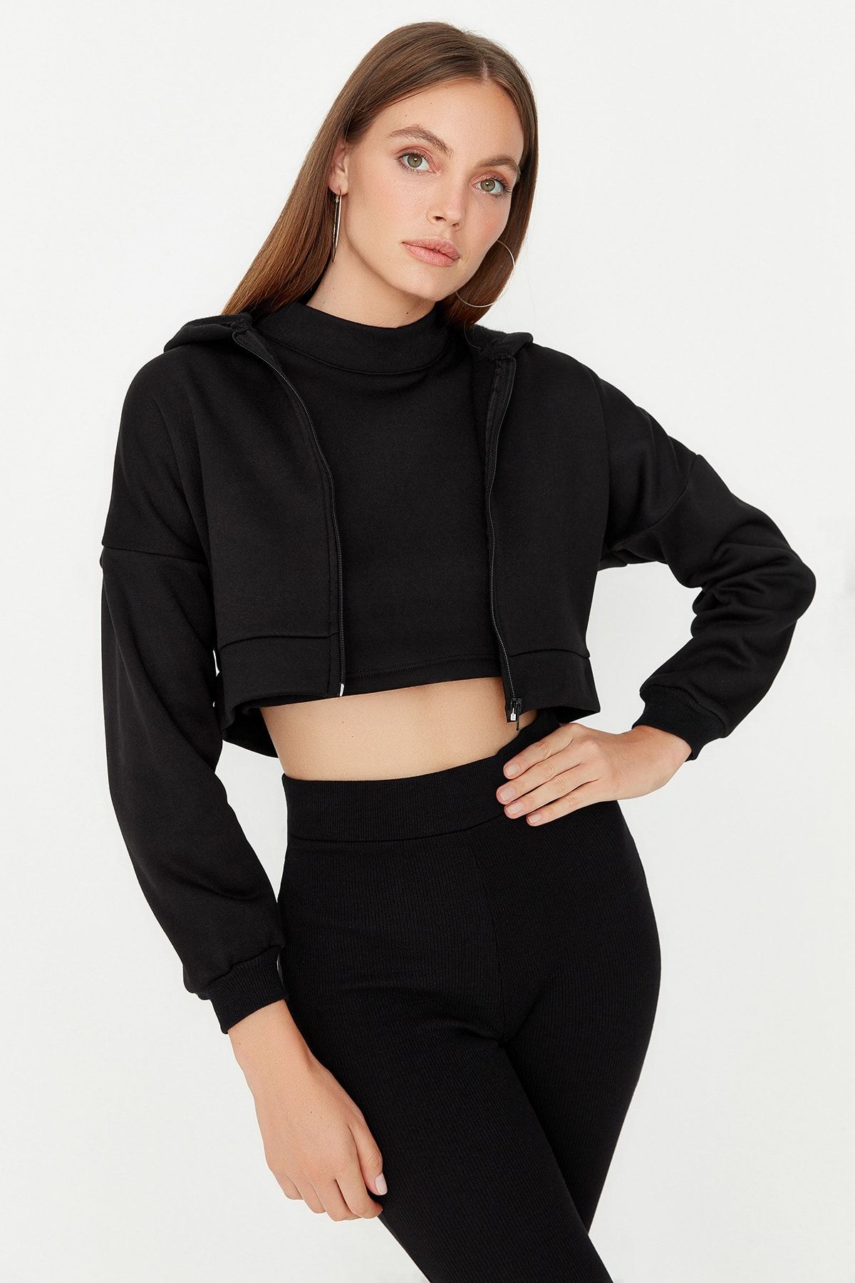 3-dijelni-set-basic-jogger