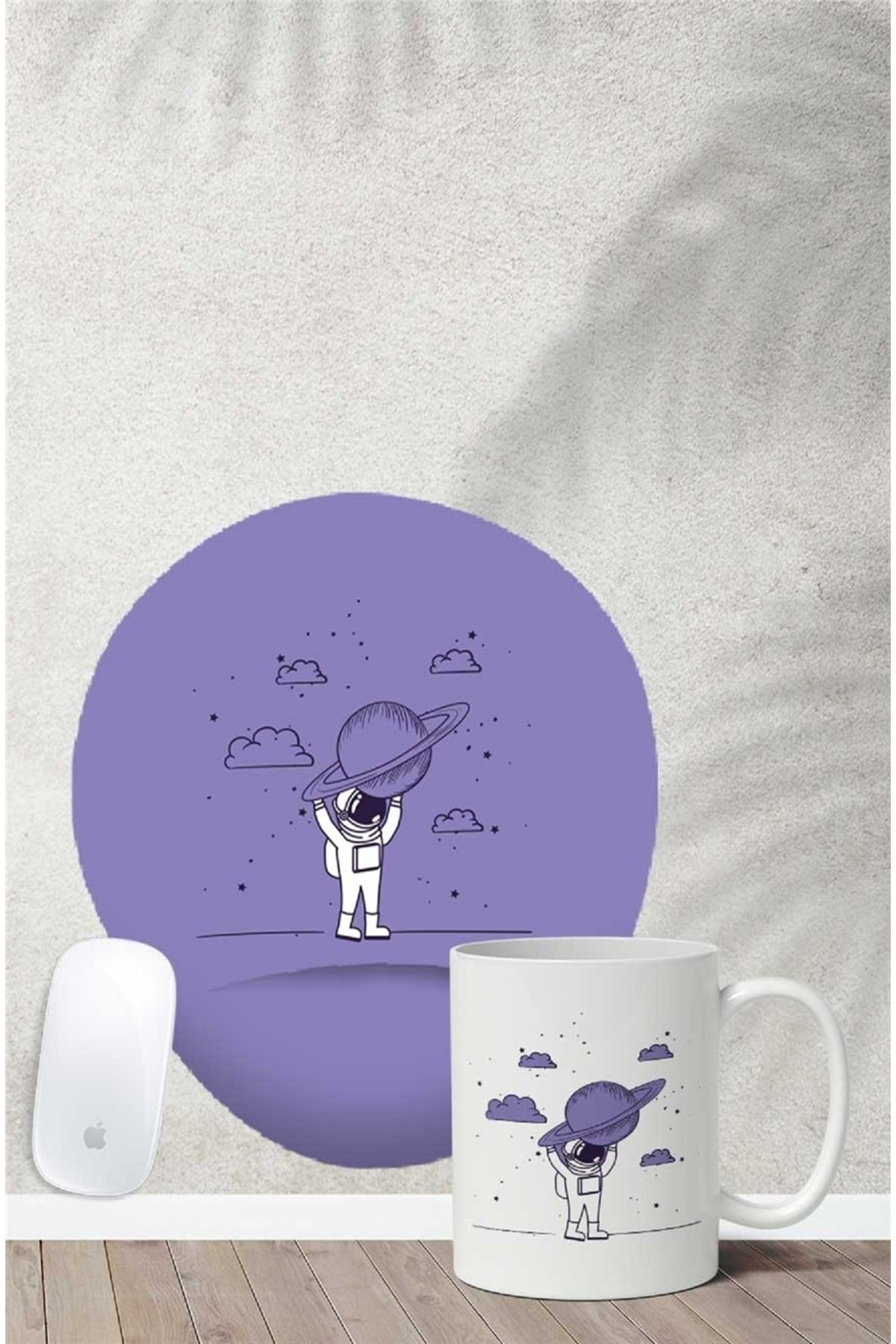 Uzayda Astronot Desenli Bilek Destekli Mouse Pad Kupa Seti