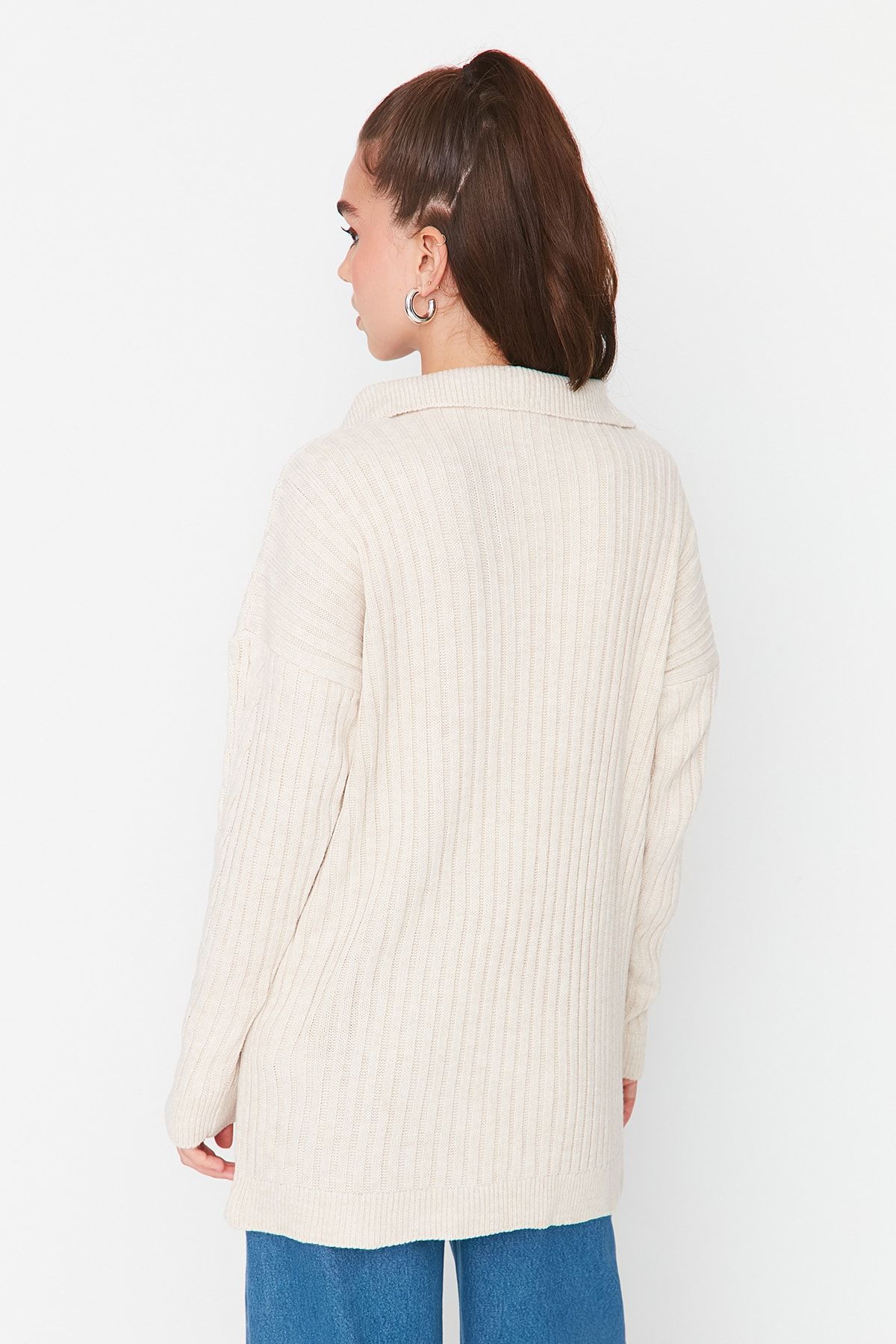 Trendyol Modest-Ecru Selanik gestrickter Strickpullover mit Reißverschluss TCTAW23AK00017 5