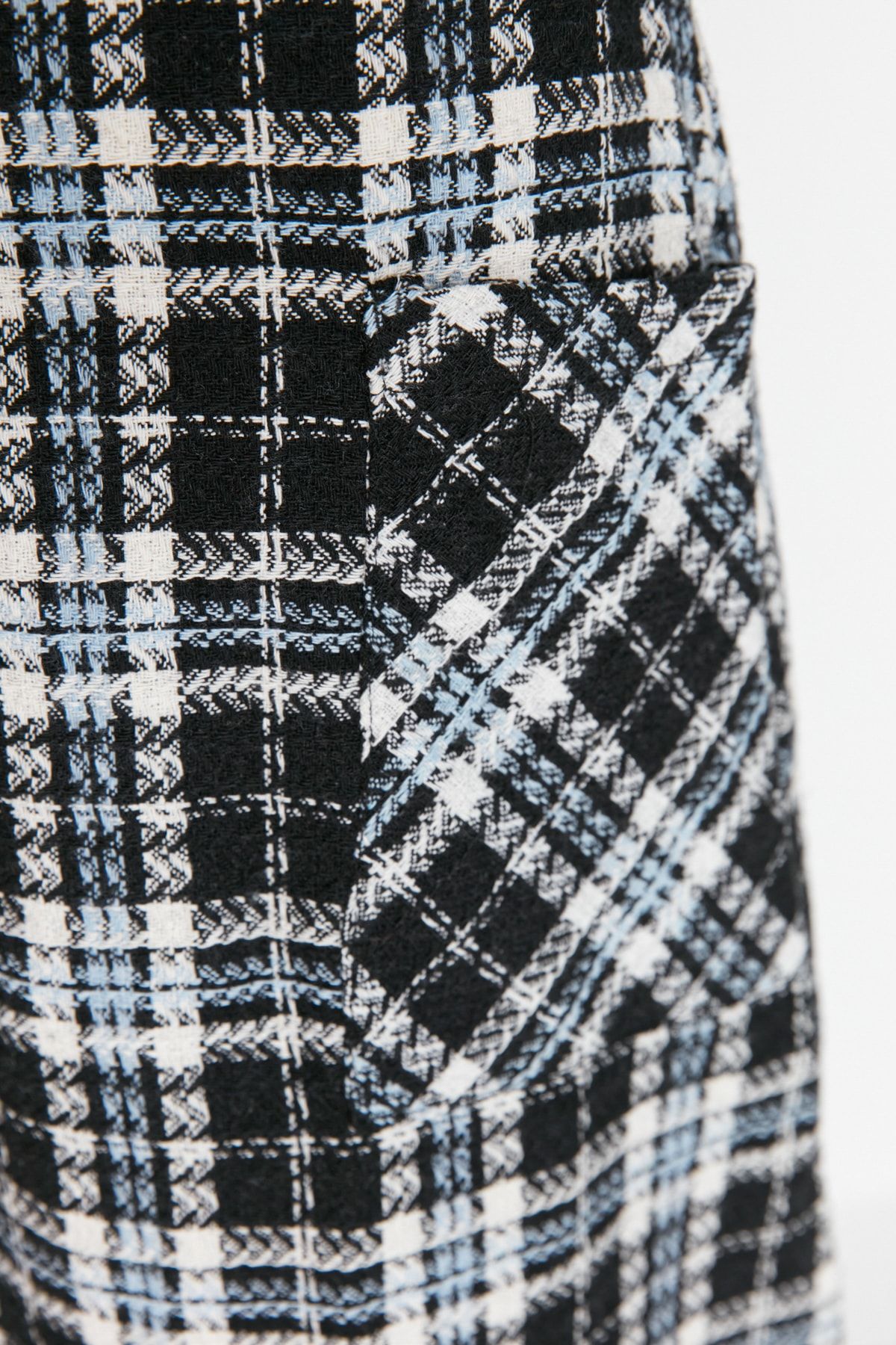 Trendyol Modest-Чорна сукня-жилет з детально витканим візерунком у клітинку з V-подібним вирізом і кишенями TCTAW23EB00110 4