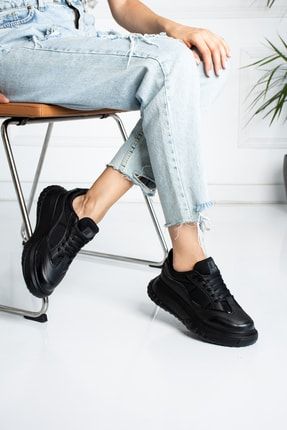 Siyah Kadın Sneaker Kalın Tabanlı Bağcıklı Victoria Comfort Series Spor Ayakkabı Victoria-s Siyah VİCTORİA-153