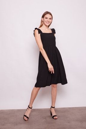 Kare Yaka Omuzları Fırfırlı Beli Büzgülü Likralı Kumaş Elbise-siyah 50131