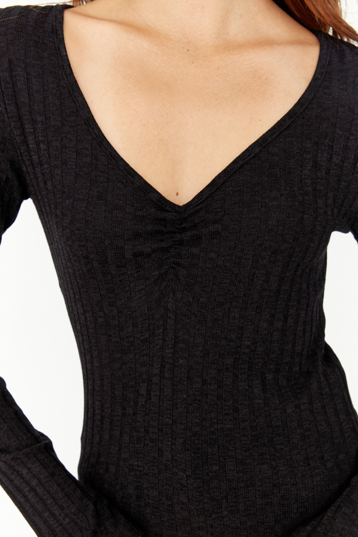 trendyolmilla-fitted-ribbed-knitted-blouse-tw