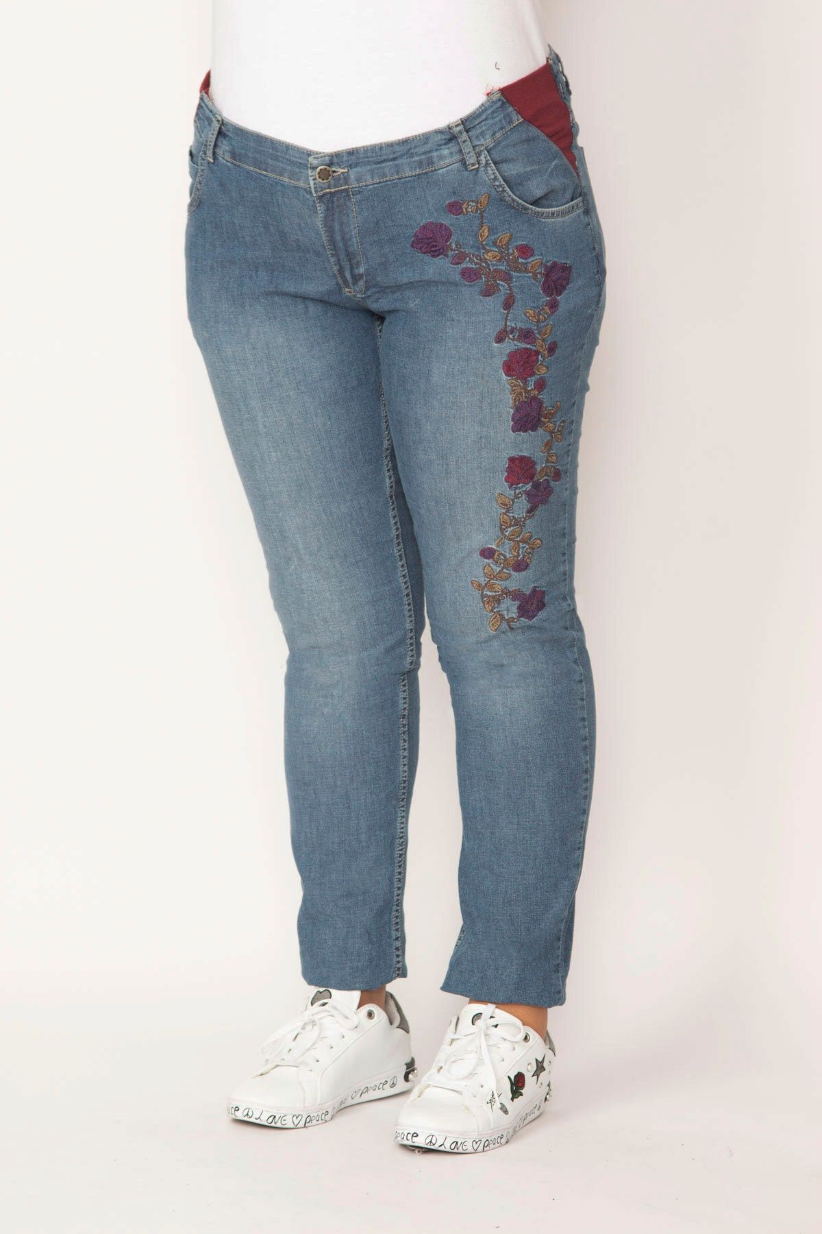Plus size clearance embroidered jeans