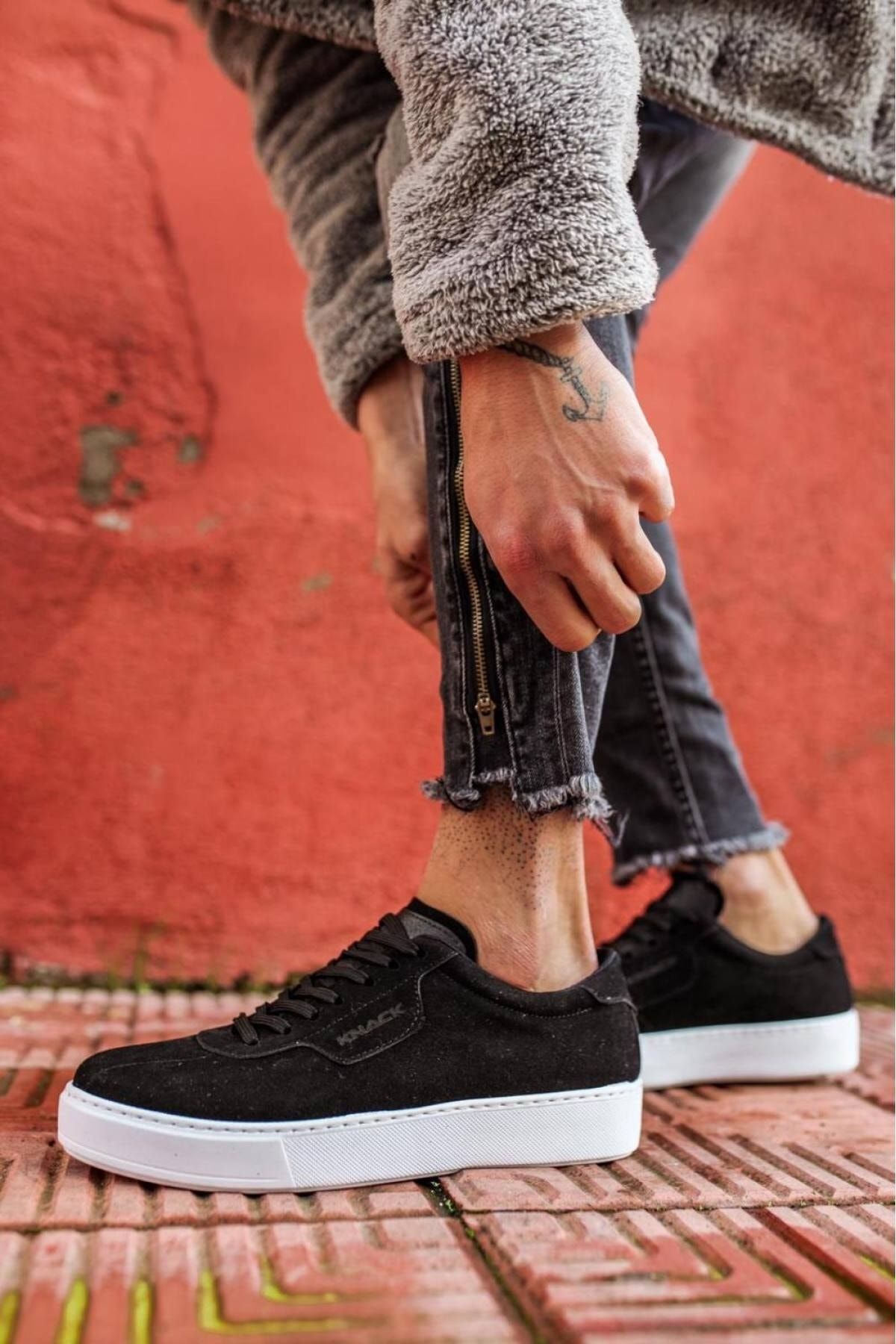 Platform sneaker black suede leather top
