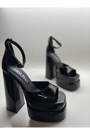 Siyah Rugan Bilekten Bağlamalı Çift Platform Topuklu Sandalet TWS-CS17-03