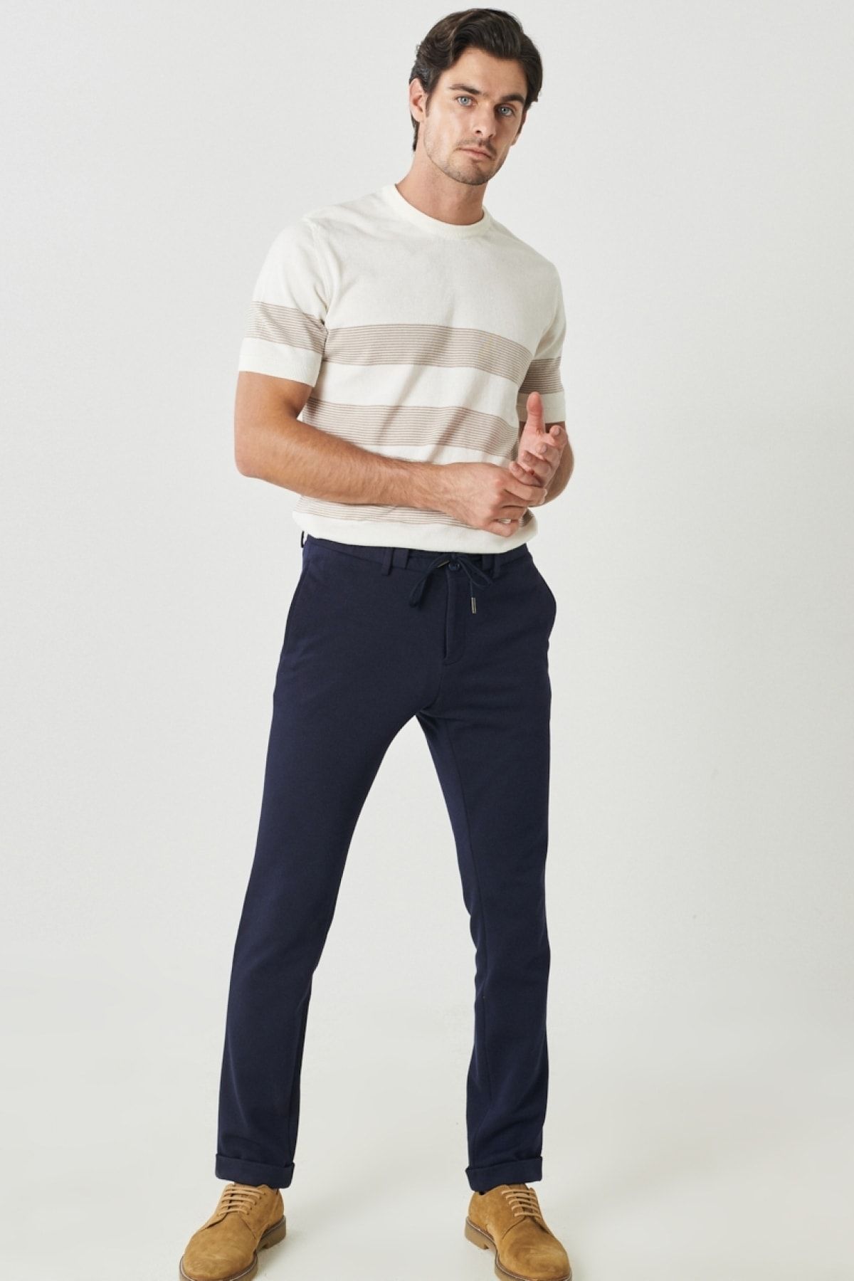 ALTINYILDIZ CLASSICS Erkek Lacivert Slim Fit Dar Kesim Desenli Yan Cepli Beli Bağlamalı Pantolon AN10711