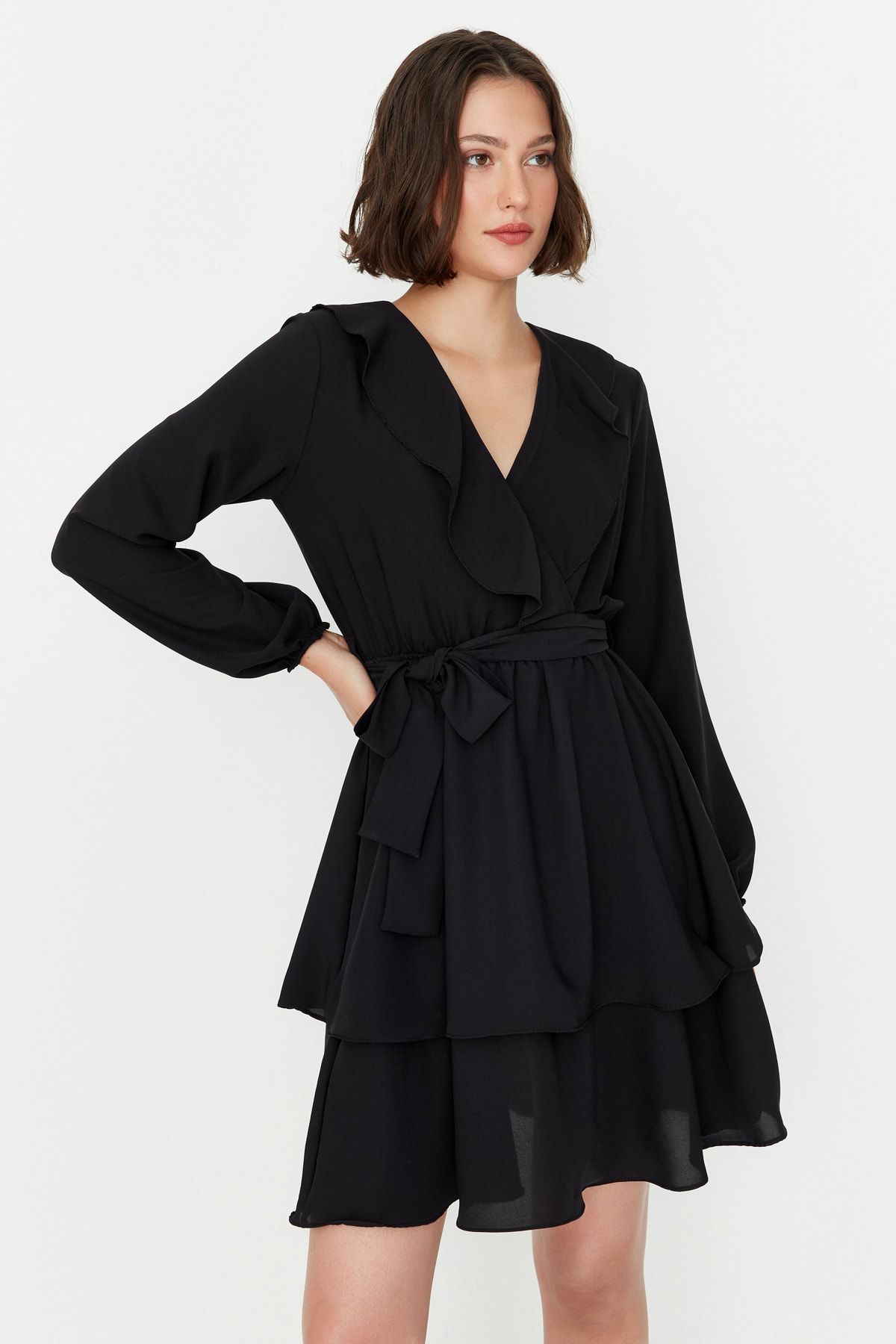 Trendyol Collection Kleid Schwarz Skater Fast ausverkauft