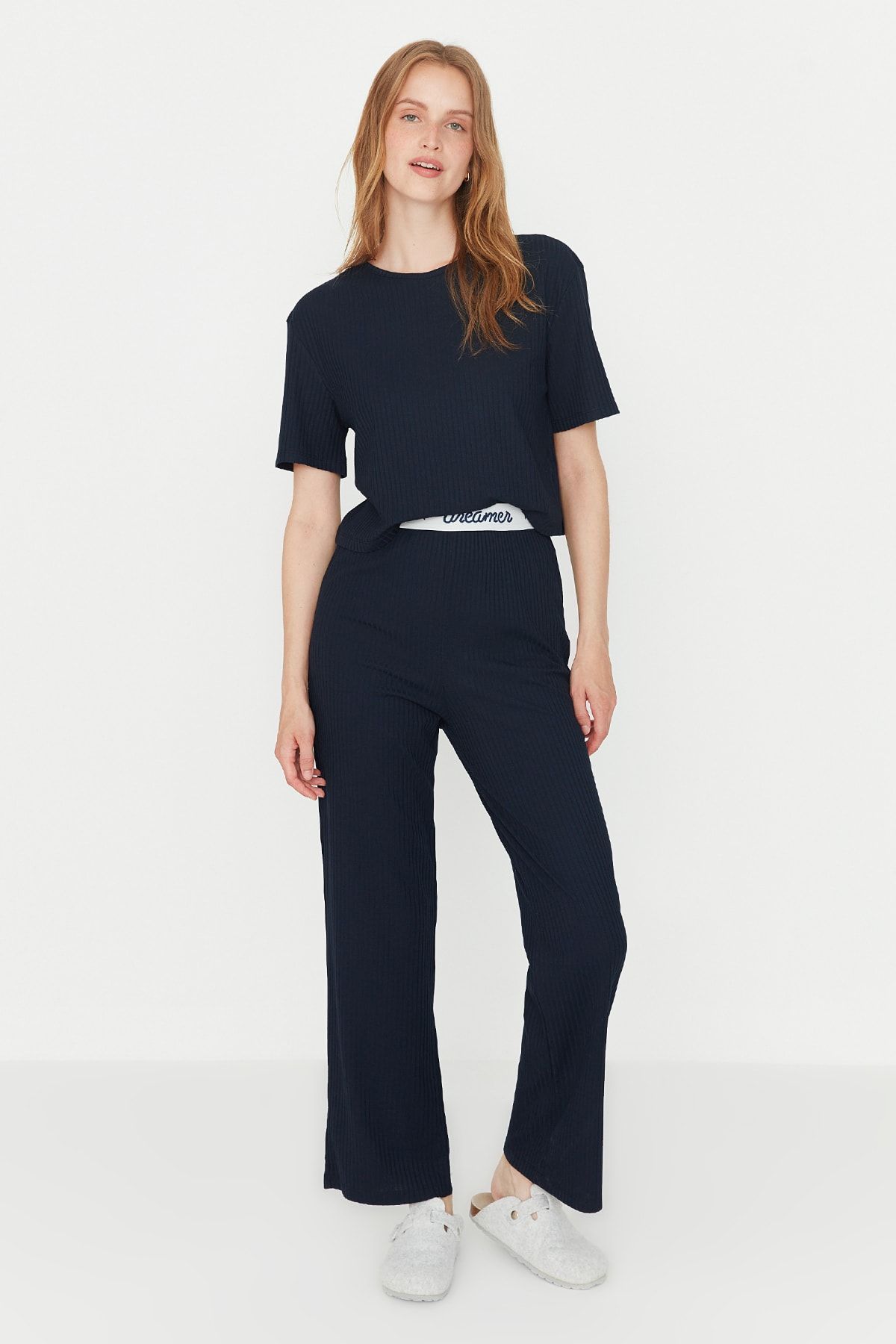 Trendyol Collection-Σετ πιτζάμες κοτλέ - Μπλε μπλουζάκι, μπλουζάκι και παντελόνι με στάμπα με σύνθημα THMSS21PT1016 17