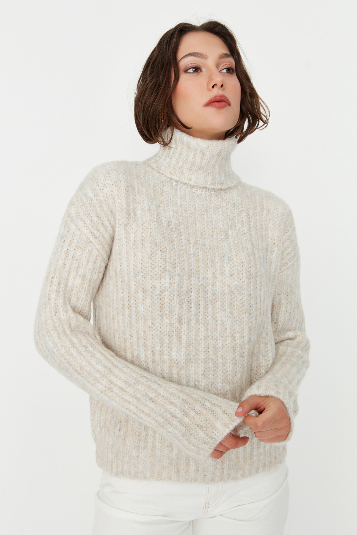 Trendyol Collection Pullover Ecru Regular Fit Fast ausverkauft