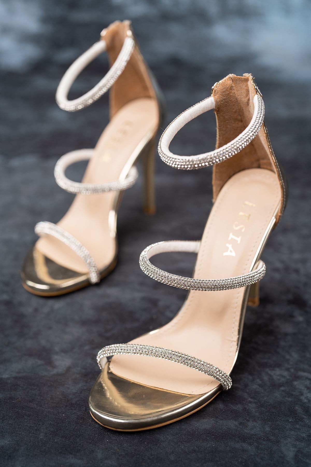 Lesia Kadın Altın Ayna Üç Biyeli Taşlı İnce Yüksek Topuklu Abiye Ayakkabı