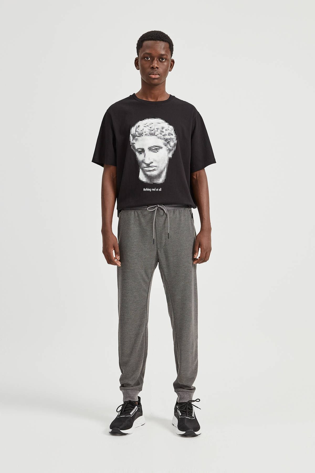 Pull Bear Erkek Antrasit Gri Dikis Detayli Jogger Fit Pantolon 05670543 Trendyol