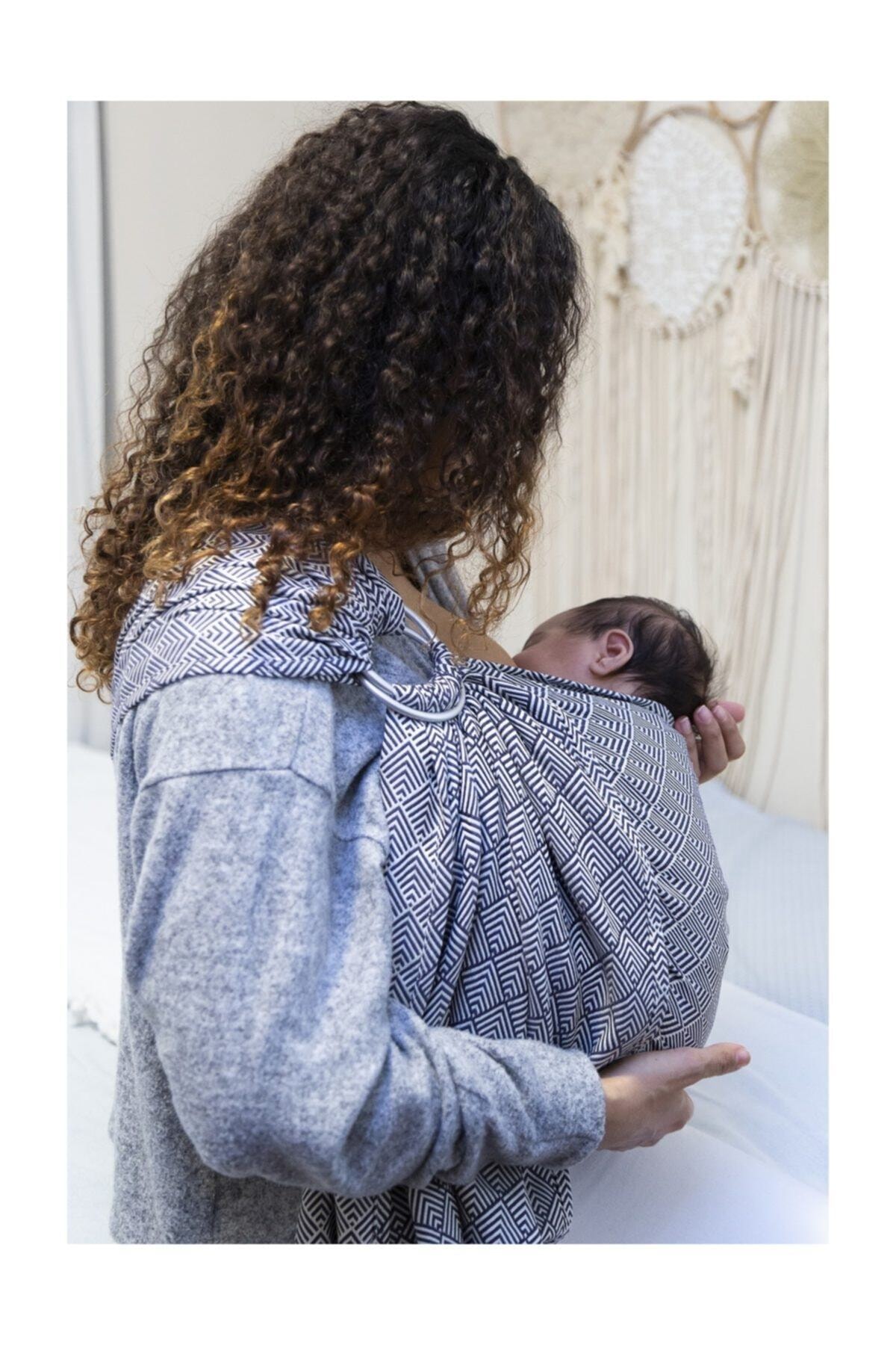 Huggyberry Herringbone Mist Halka Sling fotoğrafı 3 (önizleme)