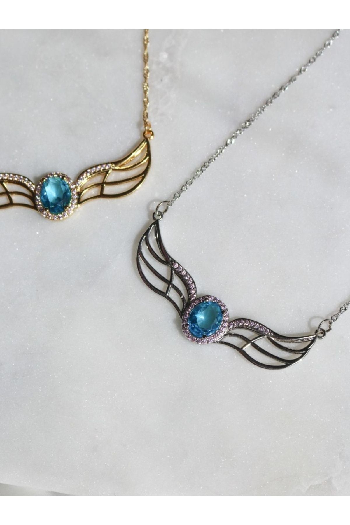 Swan princess odette necklace sale