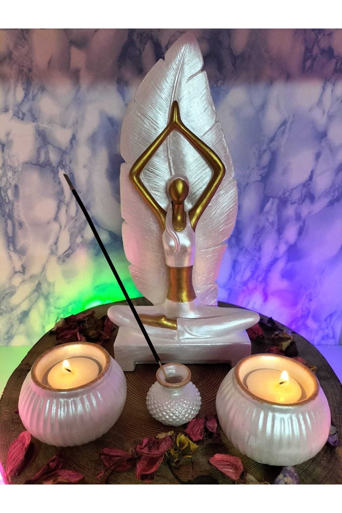 Yoga Yapan Kız Tütsülük Ve Mumluk Sedefli Beyaz Altın