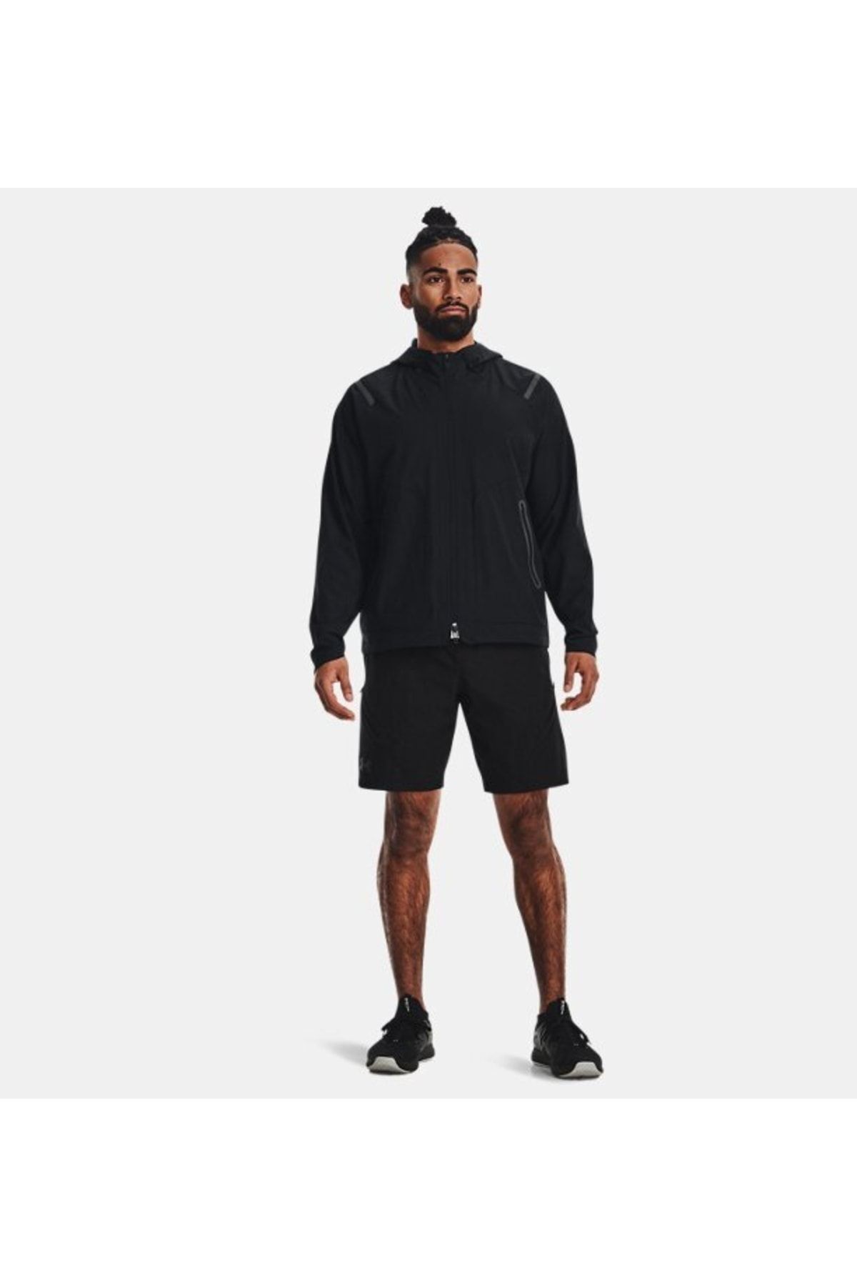 شورت ورزشی مشکی مردانه های باربری غیرقابل توقف 1374765 001 Under Armour