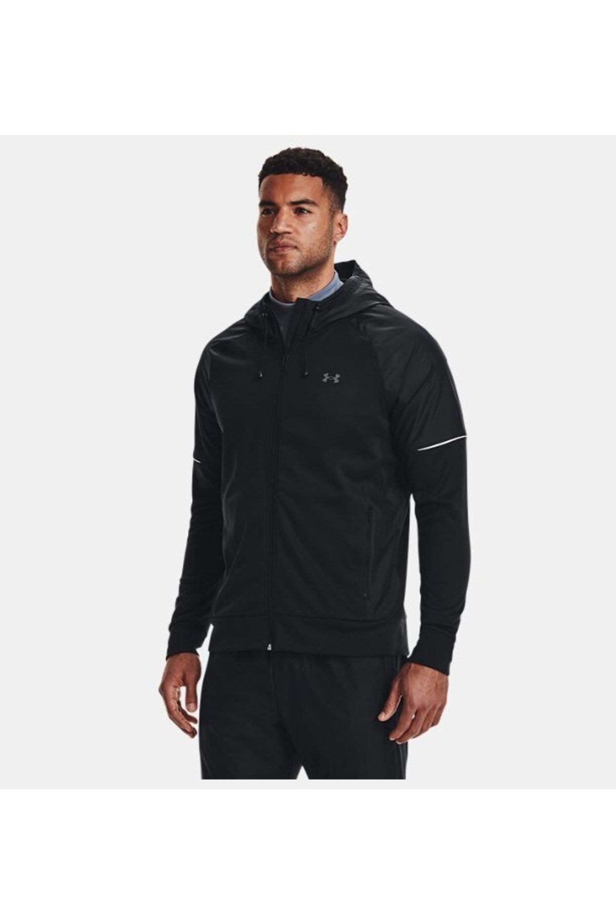 Hoodie under shop armour storm