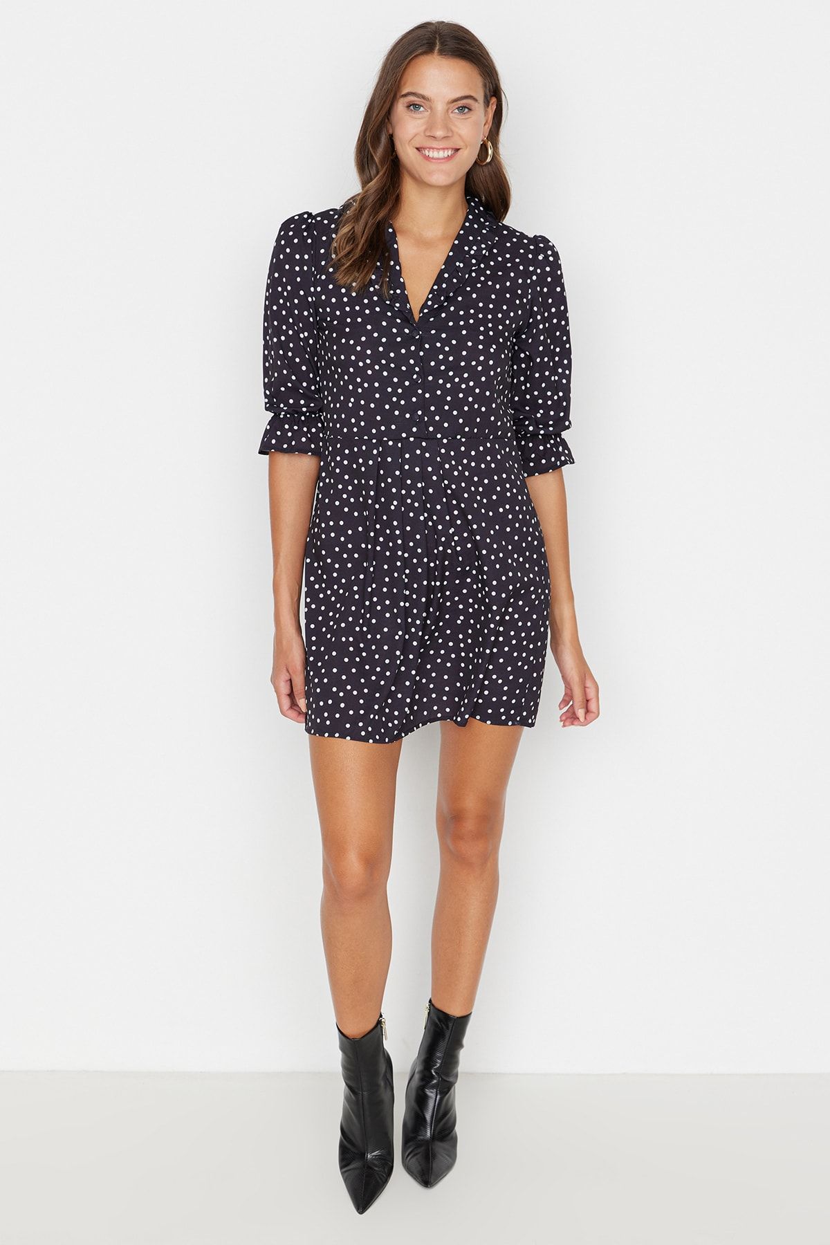 Trendyol Collection Kleid Schwarz Shift
