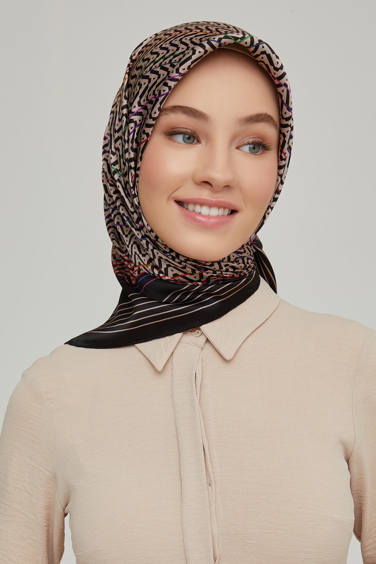 روسری زنانه آرمینه | E21KA8631D04 Armine - Image 2