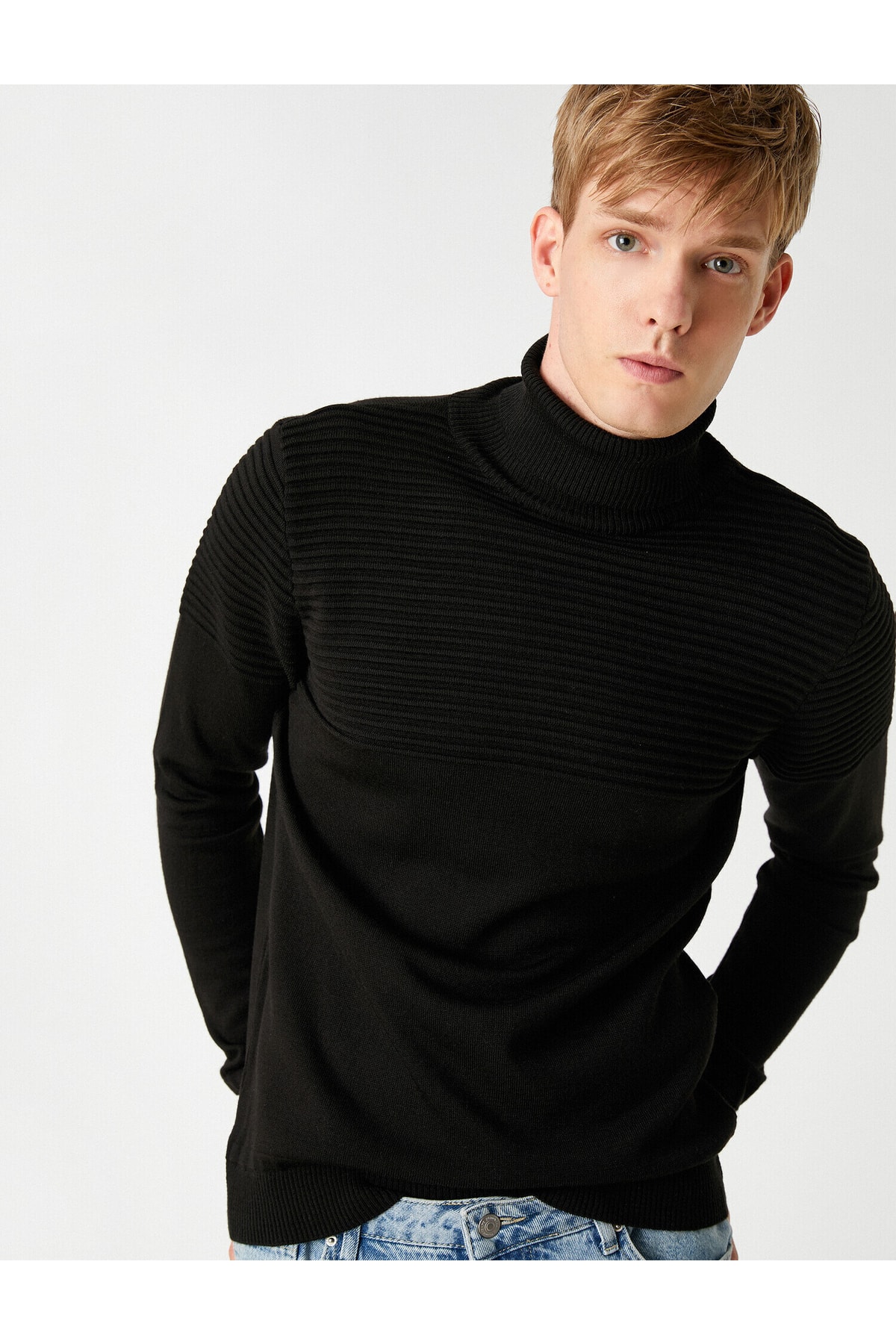 Koton Pullover Schwarz Relaxed Fit