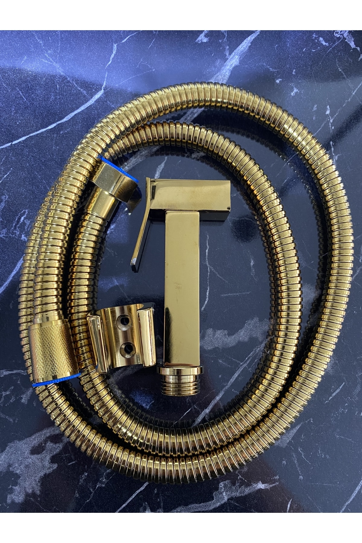 İSAOĞLU YAPI Altın Taharetmatik Gold Taharatmatik Spiralli Set Altın Taharat Musluğu Şattaf