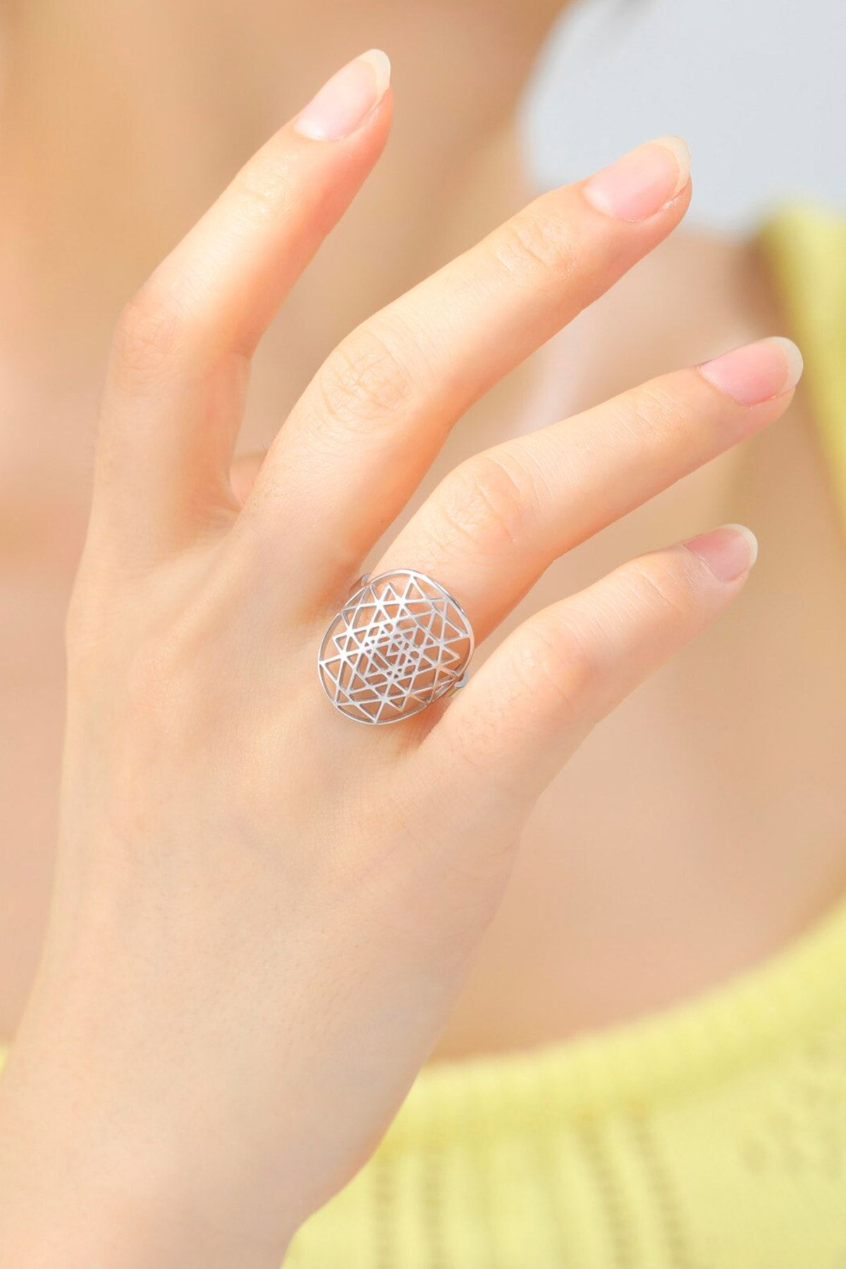 Stylish hands cheap with rings