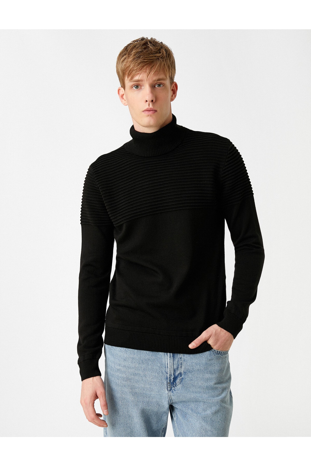 Koton Pullover Schwarz Relaxed Fit EH6284