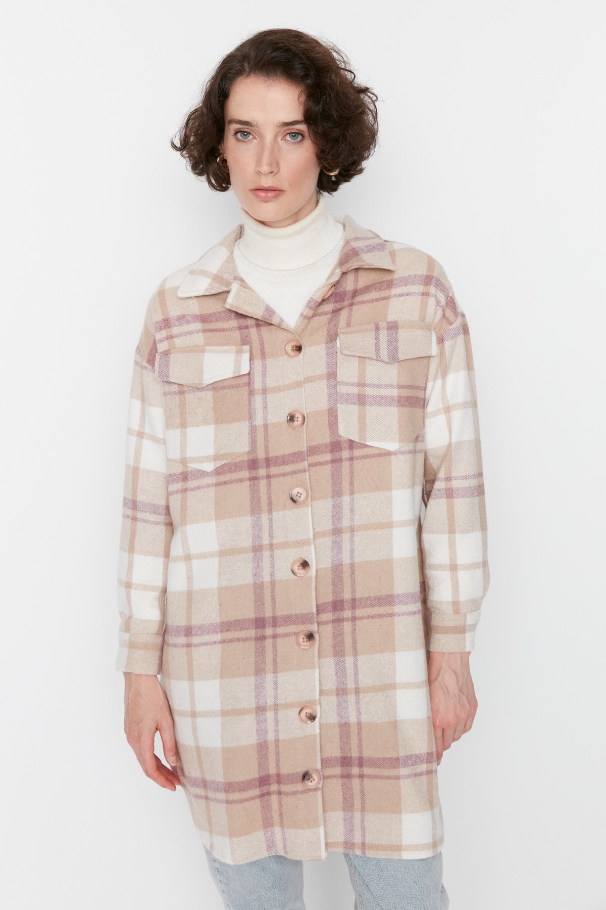 Trendyol Modest Bej Oduncu Ekose Desenli Çift Cepli Gömlek TCTAW23TG00032 RN10093