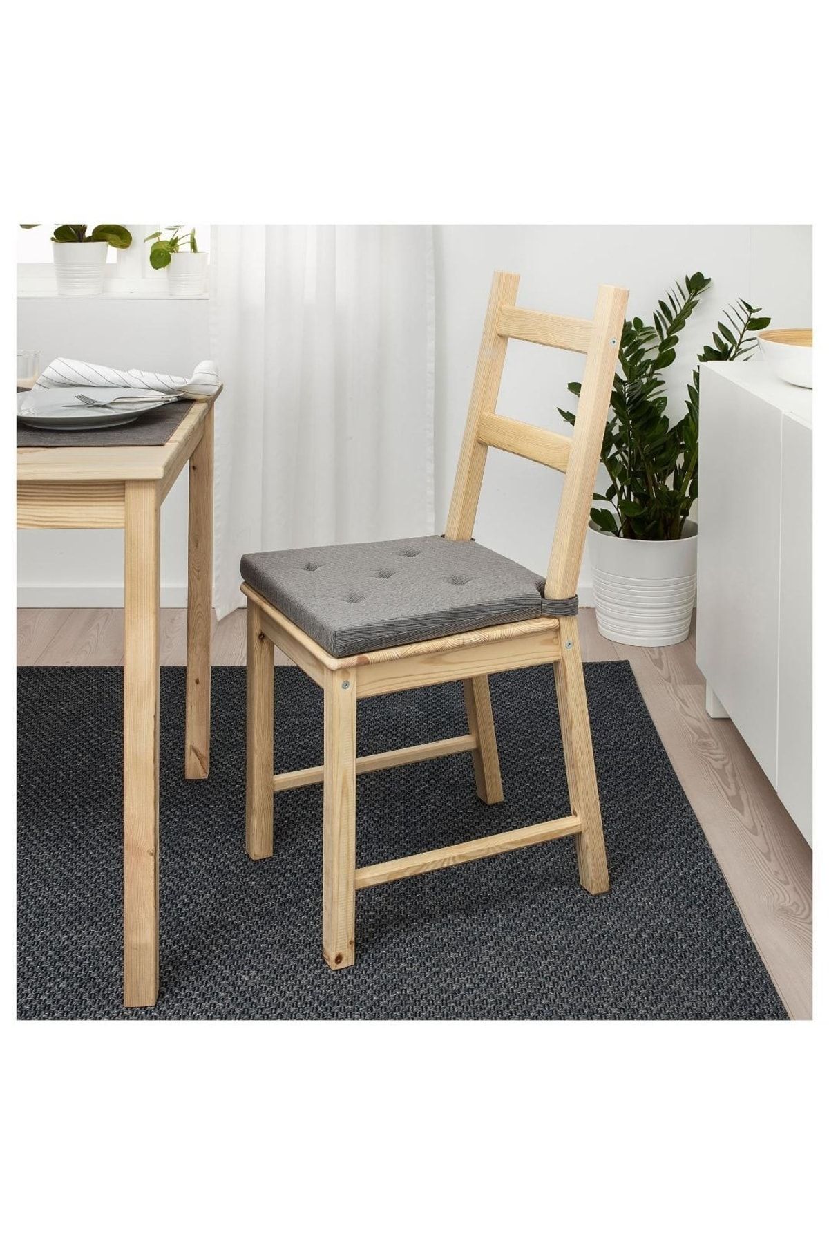 Ikea justina 2025 cushion