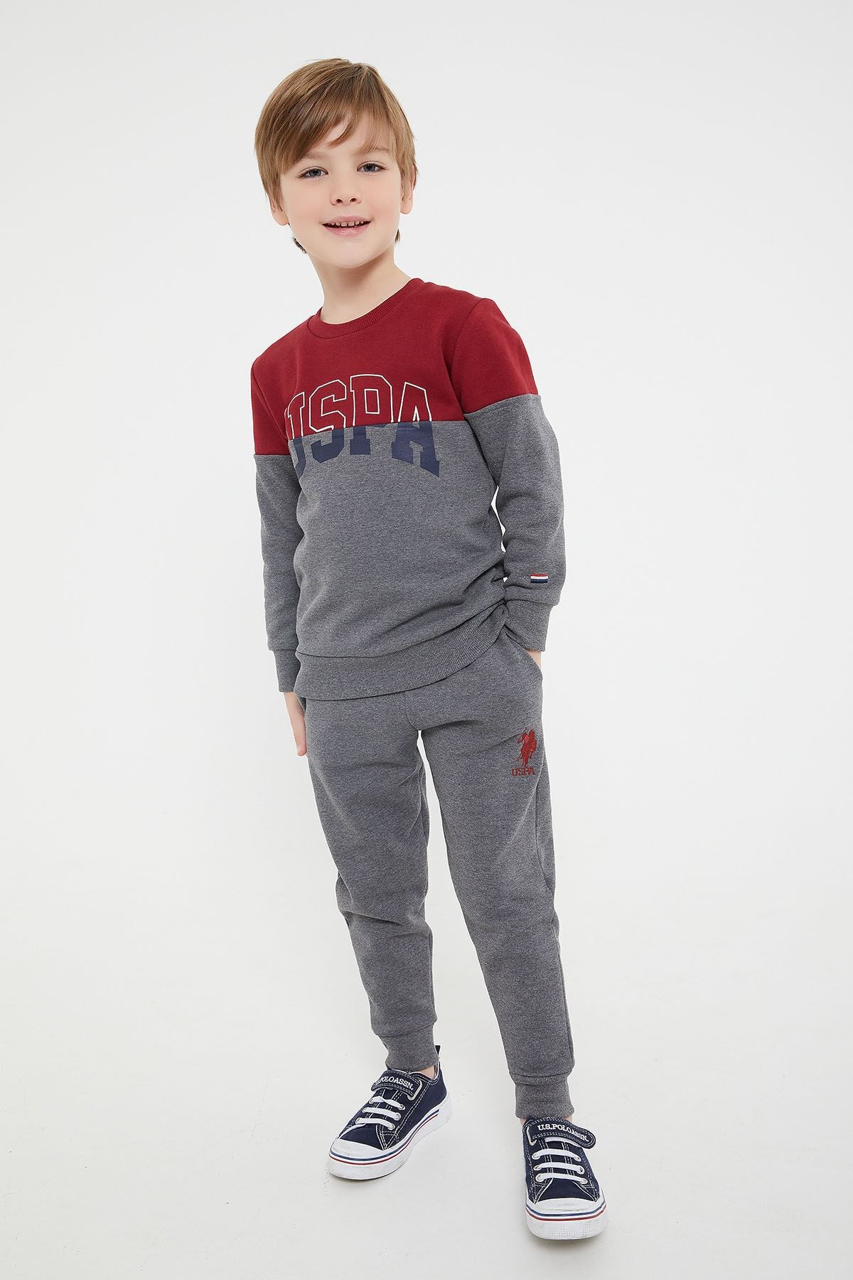 complete the look image