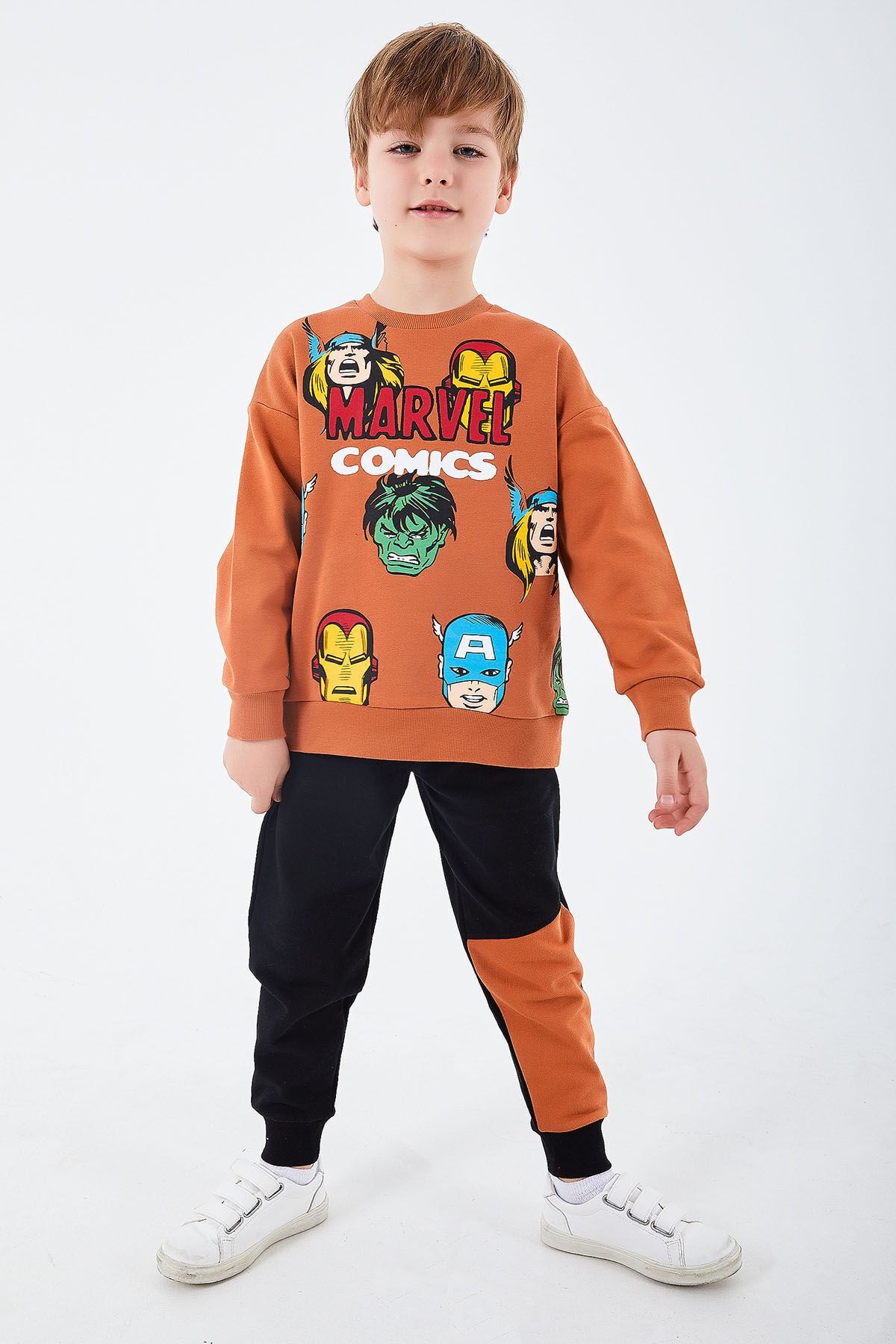 Kids orange top sweatsuit