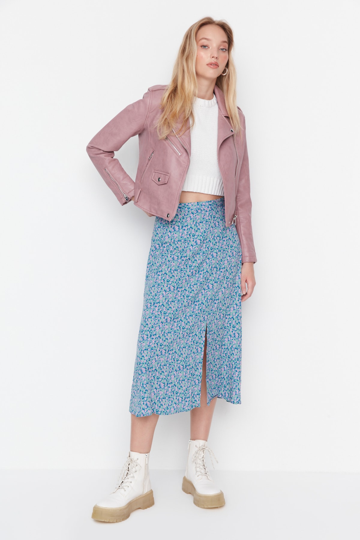 Trendyolmilla  Mavi Yırtmaç Detaylı Çiçek Desenli Viskon Kumaşlı Midi Boy Dokuma Etek TWOSS20ET0230 - Görsel 8