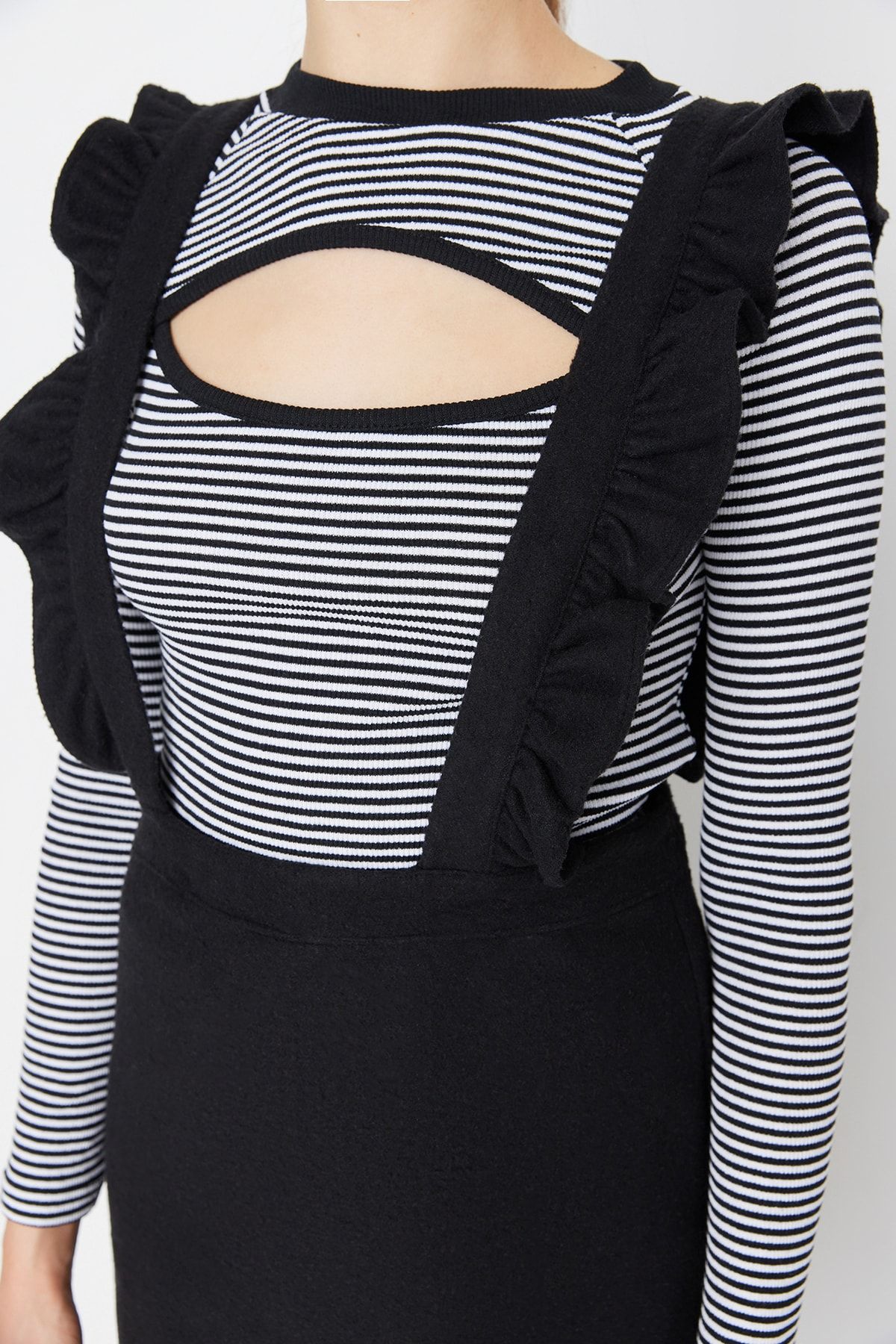 Trendyol Collection-Schwarzes Mini-Gilet-Webkleid TWOAW20EL0292 3