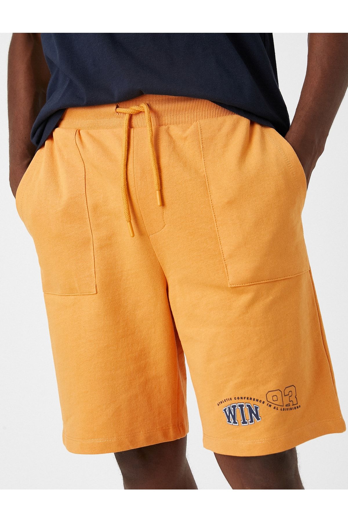 Koton Shorts Orange Mittlerer Bund