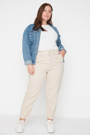 Trendyol Curve Bej Yüksek Bel Beli Lastikli Mom Jeans TBBAW23CJ00037