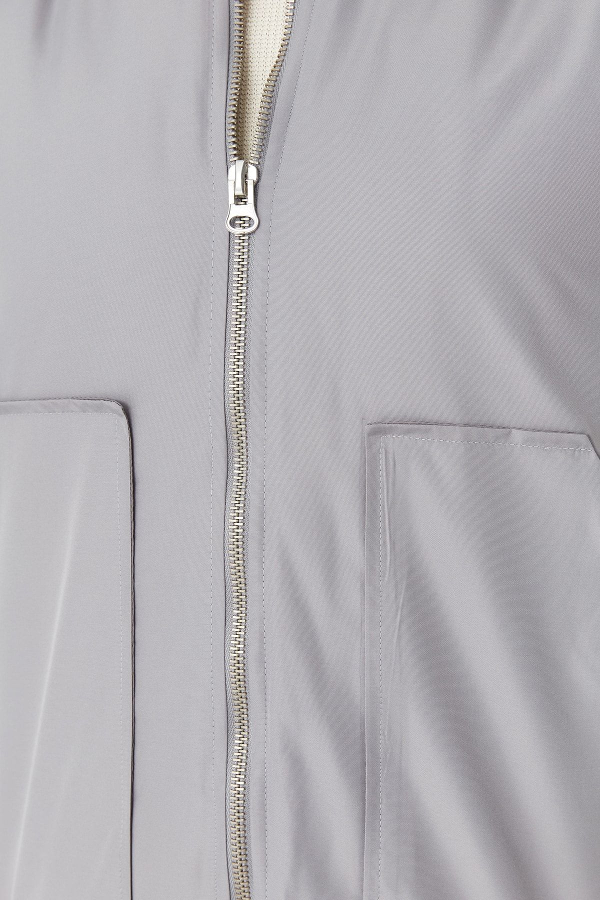 TRENDYOL MAN Gri Erkek Regular Fit Bomber Yaka Yelek TMNAW23YE00018 QE9654