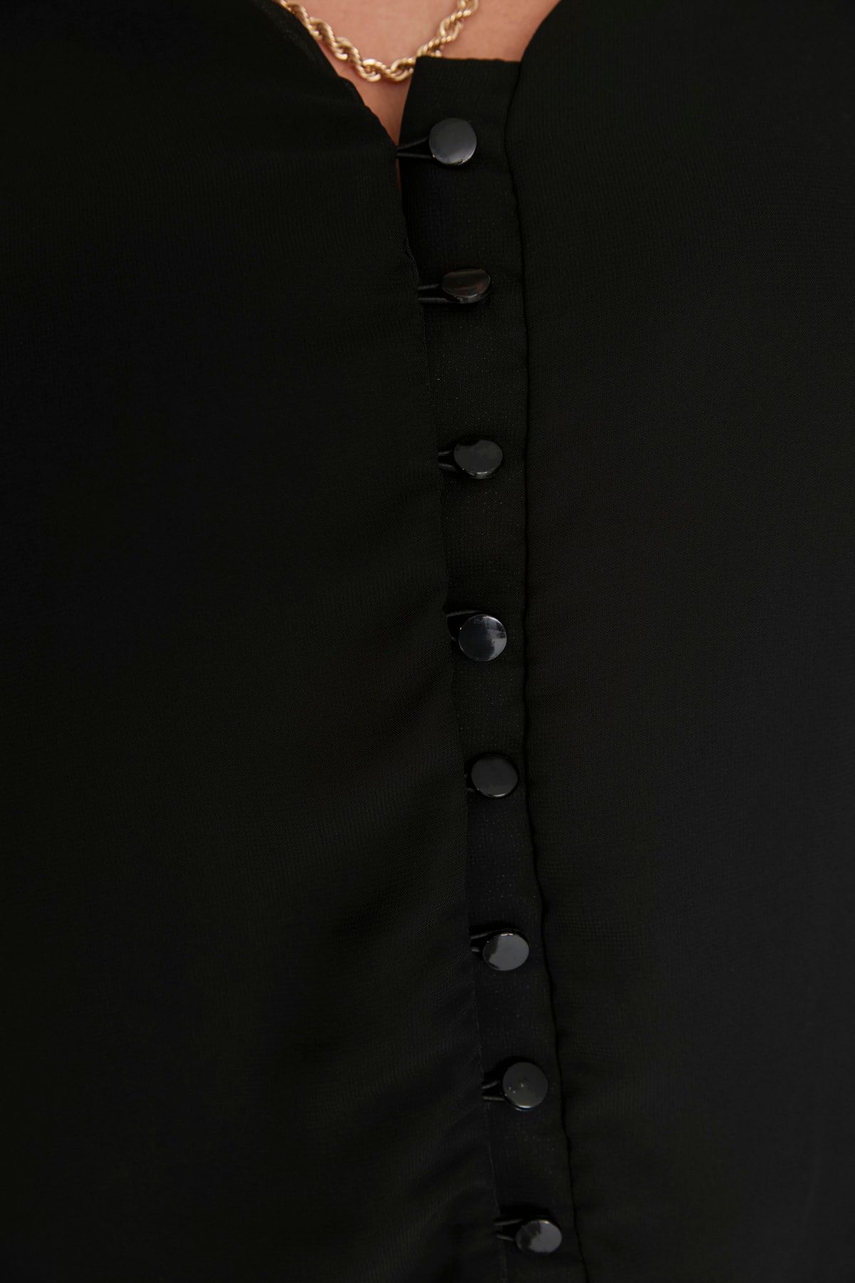 Trendyol Curve-Schwarze Chiffon-Webbluse TBBAW23AF00078 3